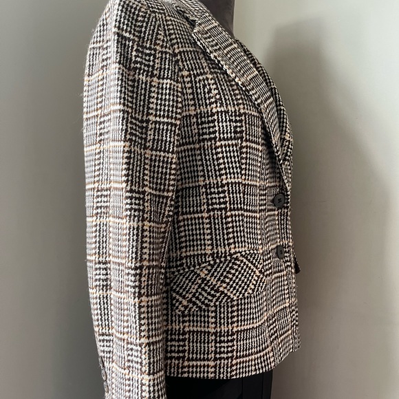 Johnstons of Elgin Cashmere Tweed Jacket - Picture 7 of 14